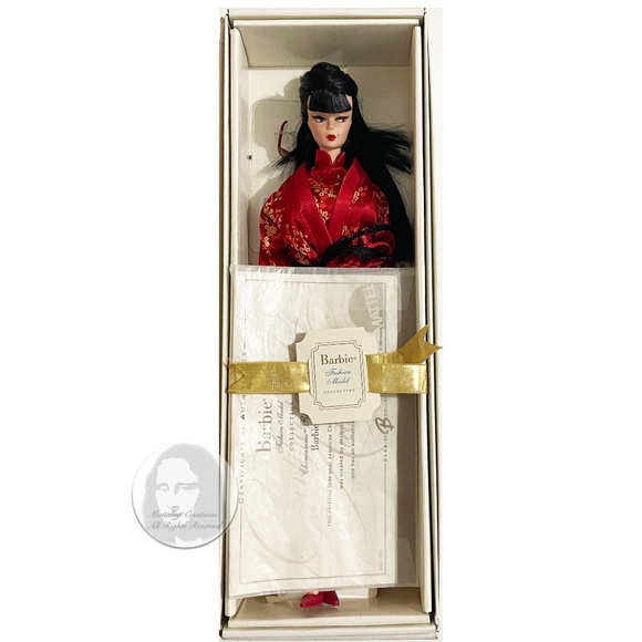 Barbie Silkstone Doll Chinoiserie Red Moon Barbie Fashion Model Collection - Picture 2 of 12